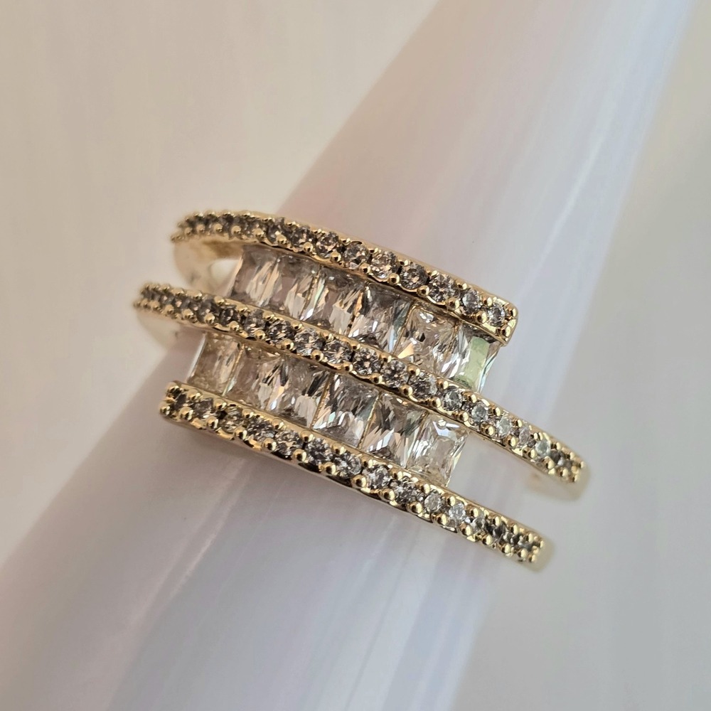 Bomb Party RG85964 Size 8 Ring - Cut Clarity Confidence Diamond CZ on Gold NEW